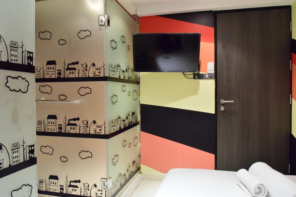 Double Five Hostel Bangkok Exterior photo